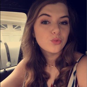Meet your Posher, Macy